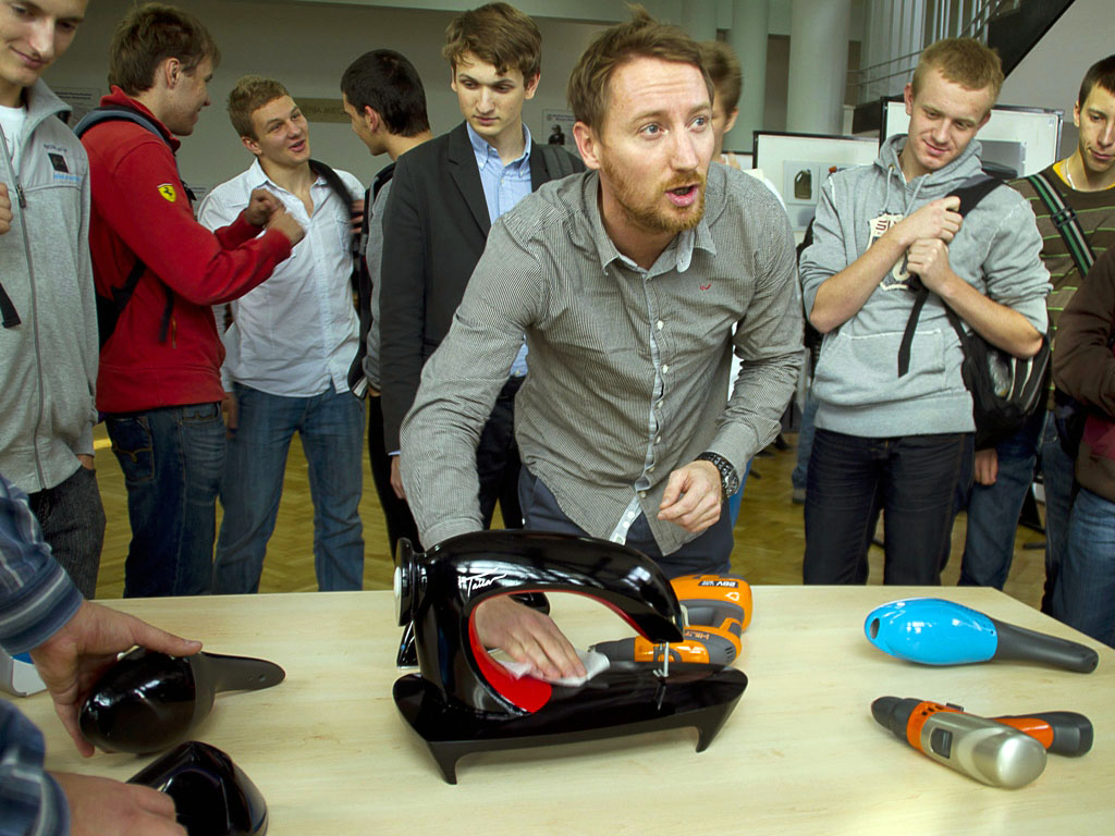 październik 2011. Wystawa prac studentów z pracownia PP3 prowadzonej przez Dominika Głąba i Jacek Surawskiego,  Politechnika Warszawska, fot. Dominika Szterlus