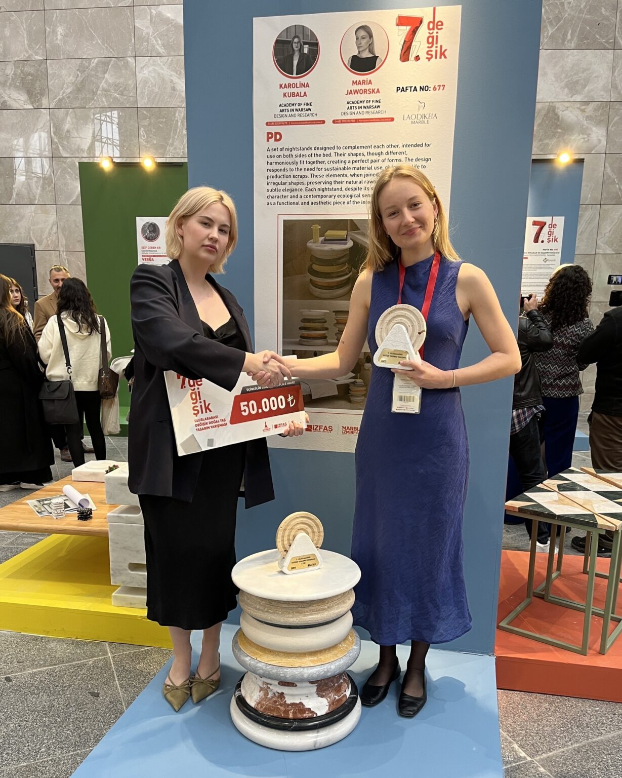 Maria Jaworska i Karolina Kubala na targach Izmir Marble Fair