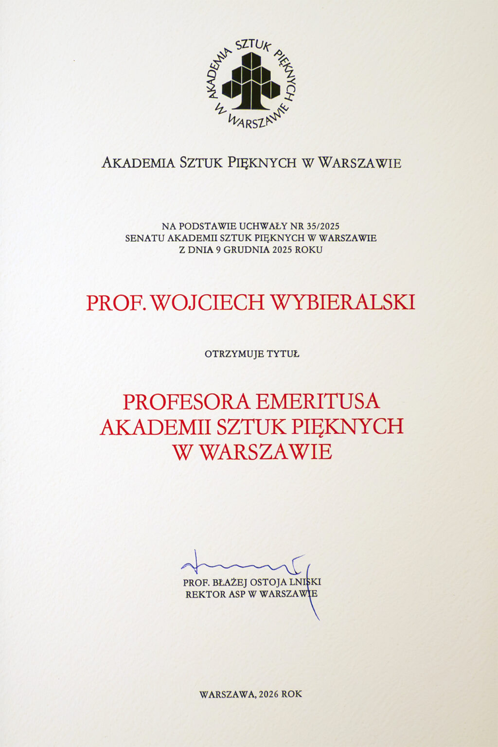 Dokument nadania tytułu Profesora Emeritusa dla prof. Wojciecha Wybieralskiego